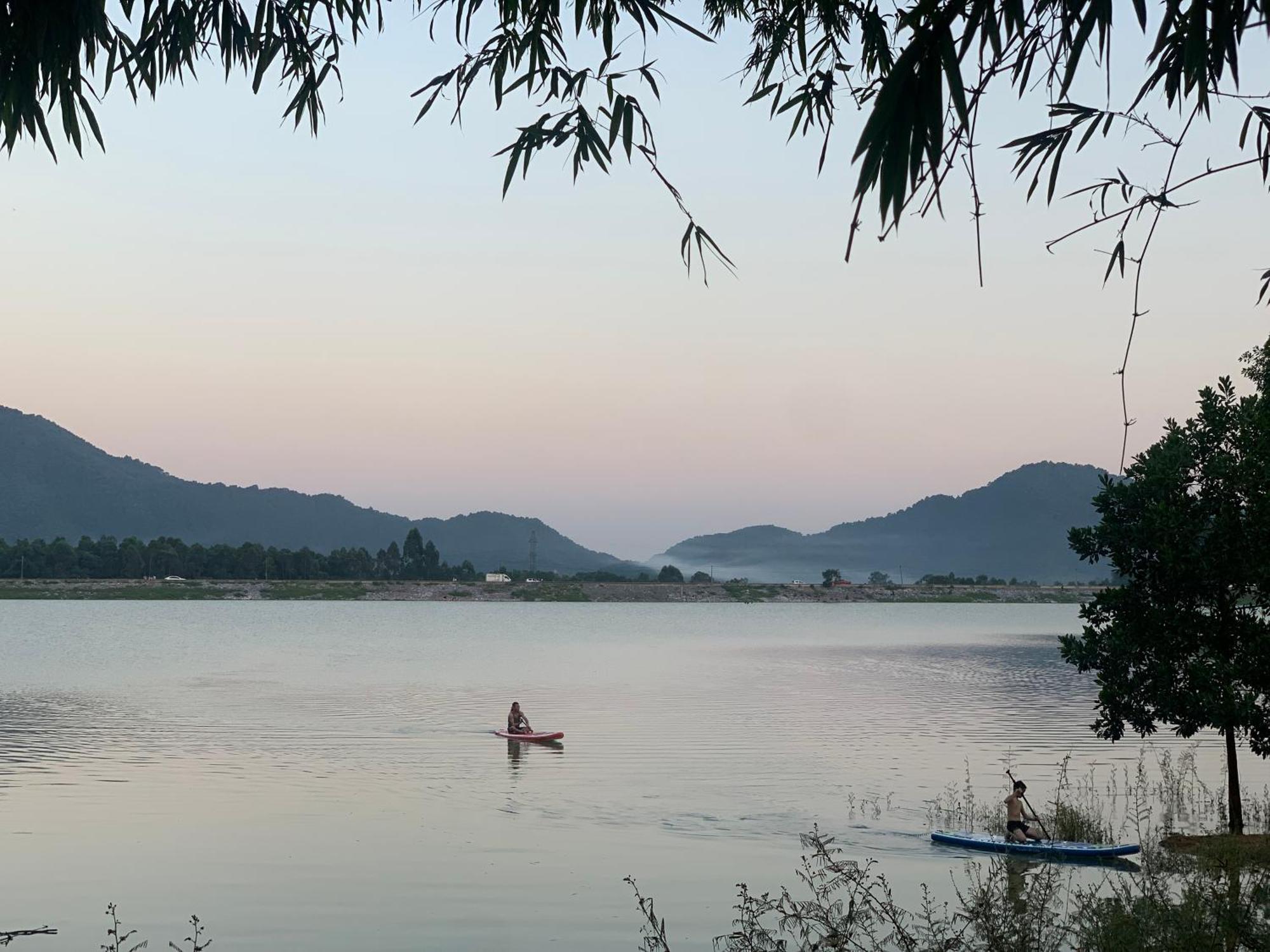 Chu Thien Homestay And Camping Hanoi Eksteriør billede